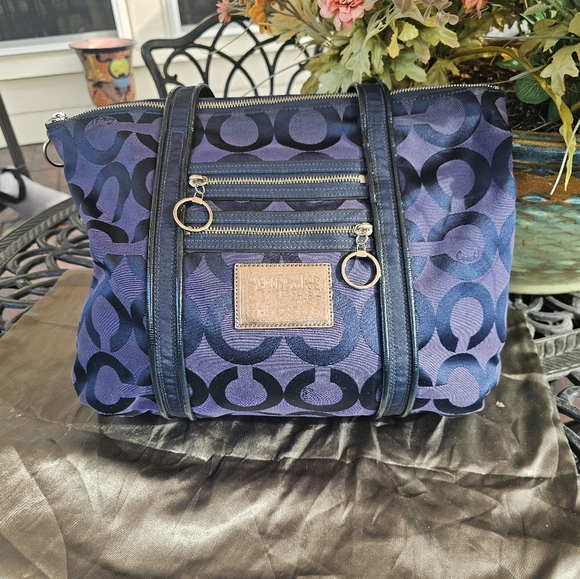 Rare coach poppy shoulder bag purple blue